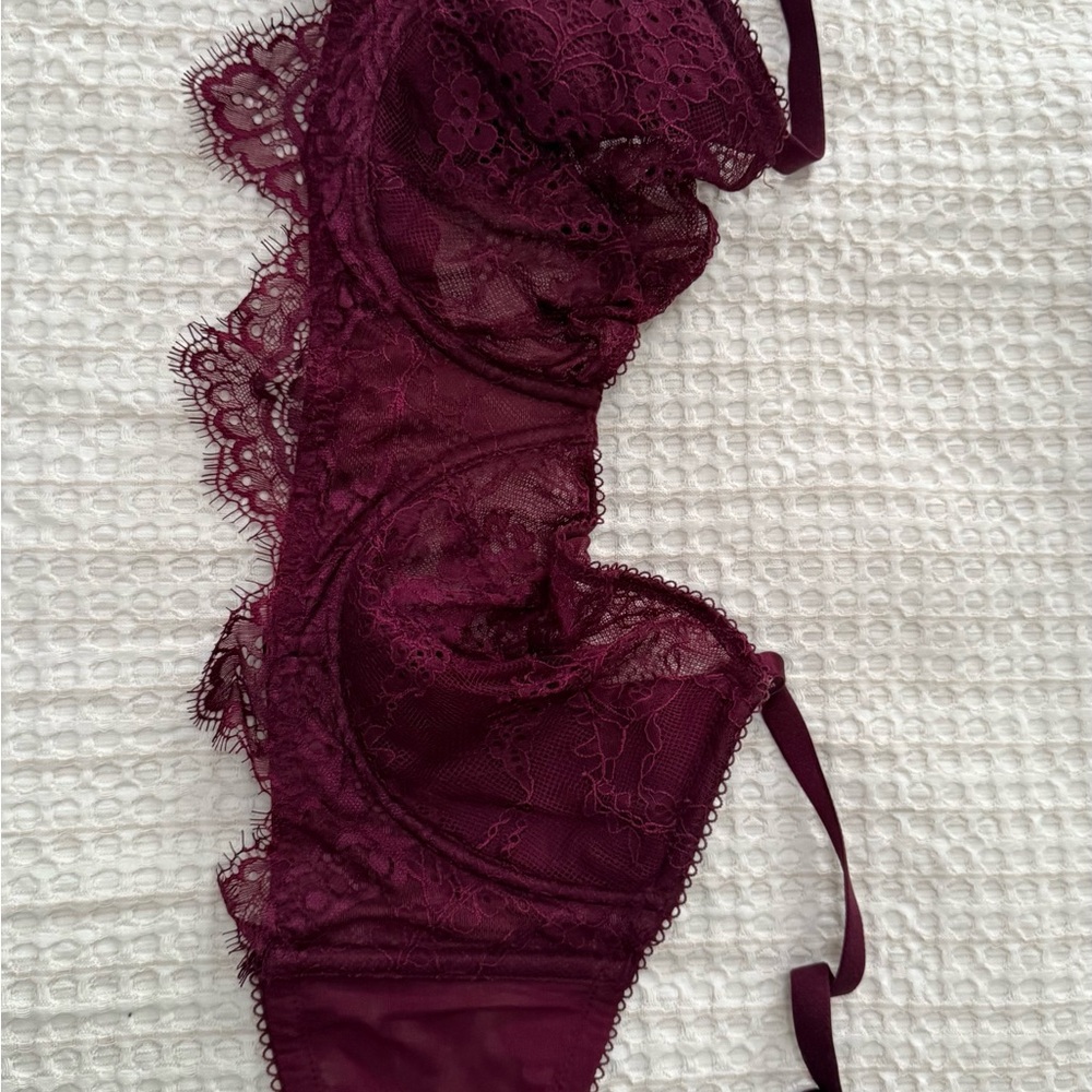 Victoria's Secret Lace Underwire Bra in Wine